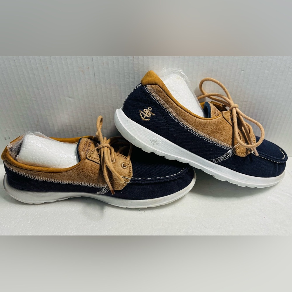 Skechers Men's Navy and Tan Boat Shoes Size 8.5